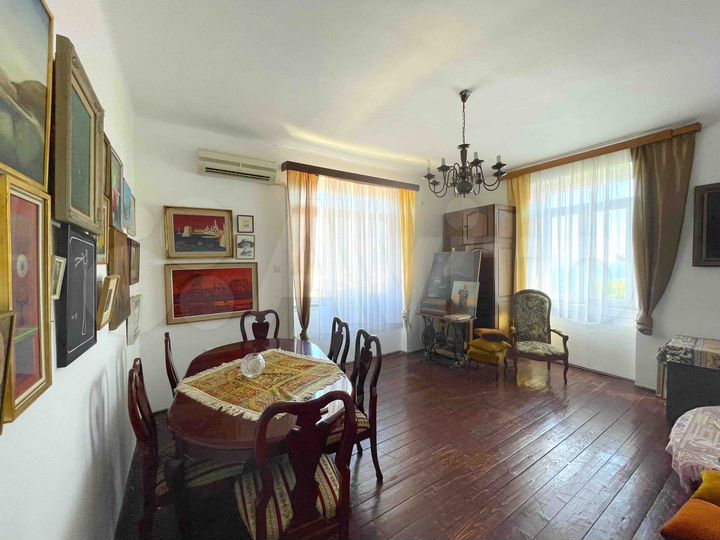 3-к. квартира, 104 м² (Черногория)