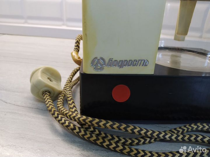 Кофеварка Бодрость