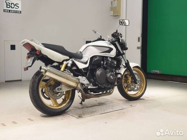 Honda CB400SFV