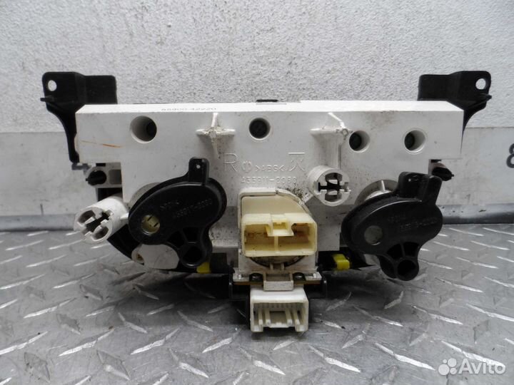 Переключатель отопителя Toyota RAV 4 2 A20 5590042