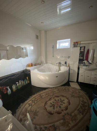 Дом 345 м² на участке 20 сот.