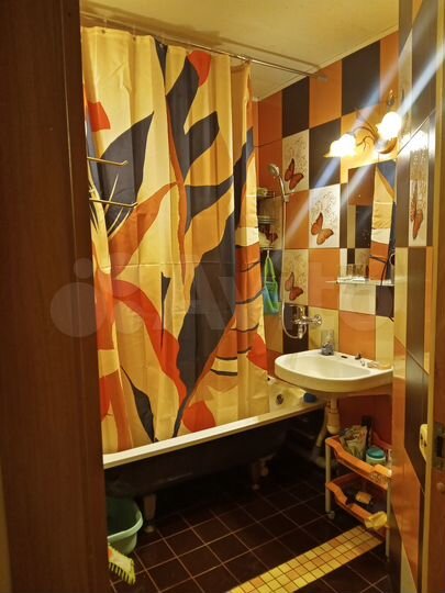 Комната 17 м² в 3-к., 6/9 эт.