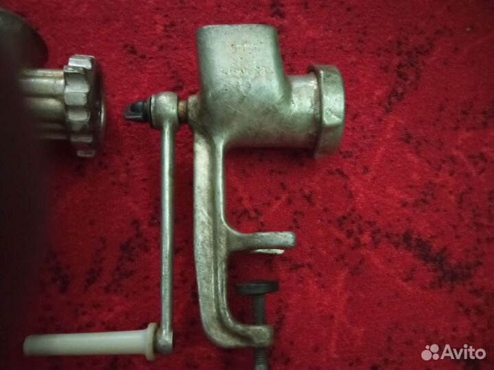 Мясорубка ручная СССР чугунная
