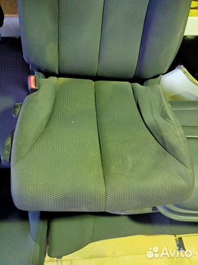 Сиденье переднее левое nissan tiida C11