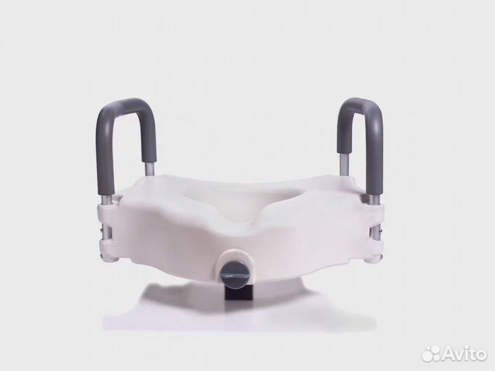 Насадка на унитаз, с подлокотниками 