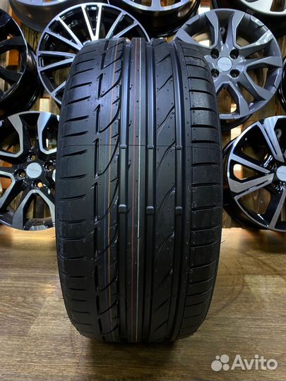 Bridgestone Potenza S001 225/45 R19 92W