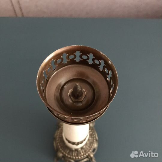 Антикварный подсвечник