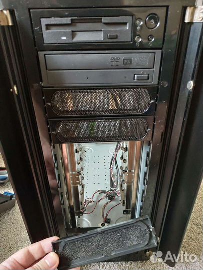 Продается корпус Thermaltake Armor LCS
