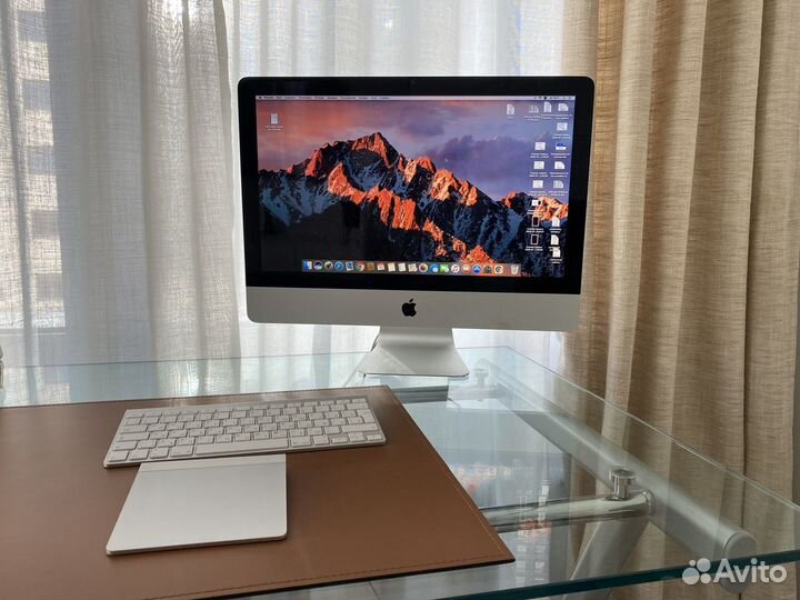 Apple iMac 21,5 с коробкой