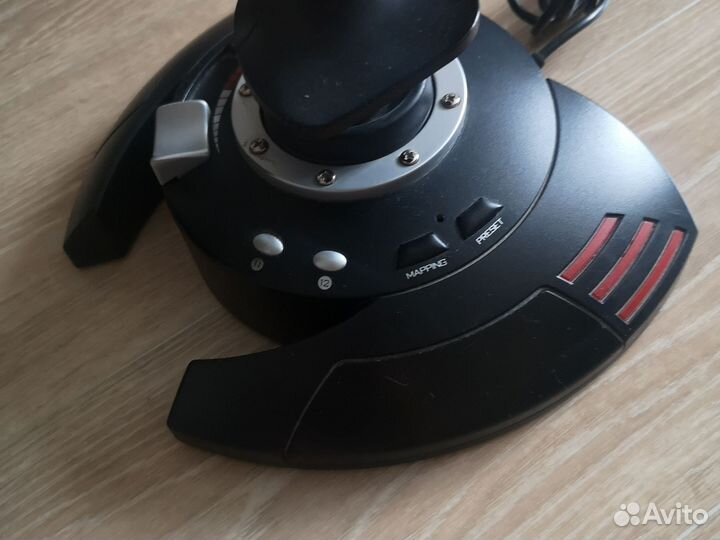 Джойстик thrustmaster t-flight stick x