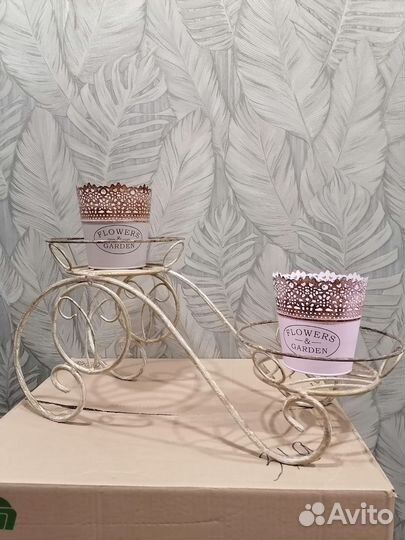 Подставка для цветов на подоконник