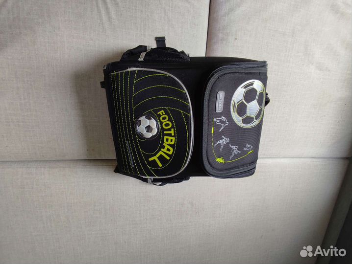 Школьный рюкзак