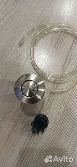 Пневмо кнопка с выключателем