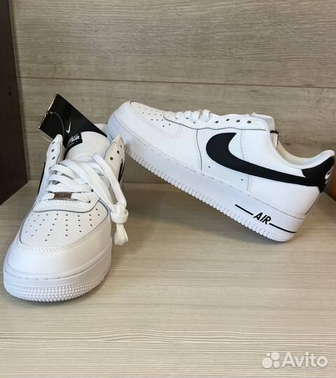 Nike Air Force 1