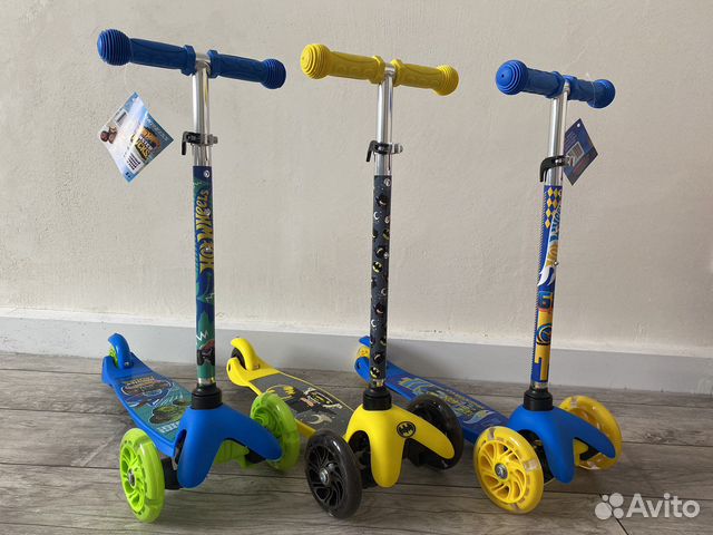 Самокат детский трехколесный Новый в коробке