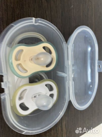 Пустышка avent 0 6 новые