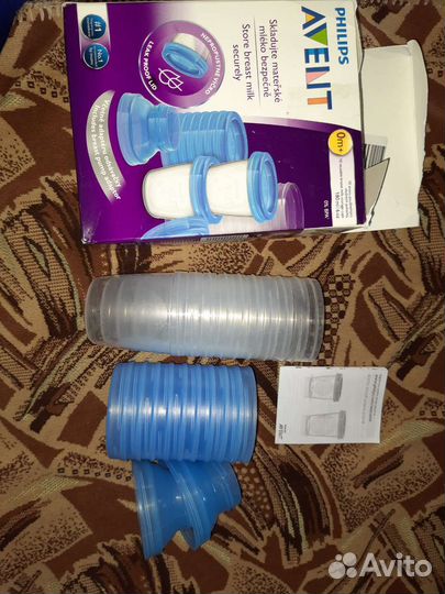 Набор контейнеров для хранения молока