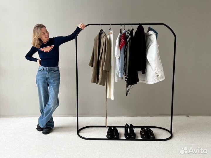 Стилист по работе с гардеробом