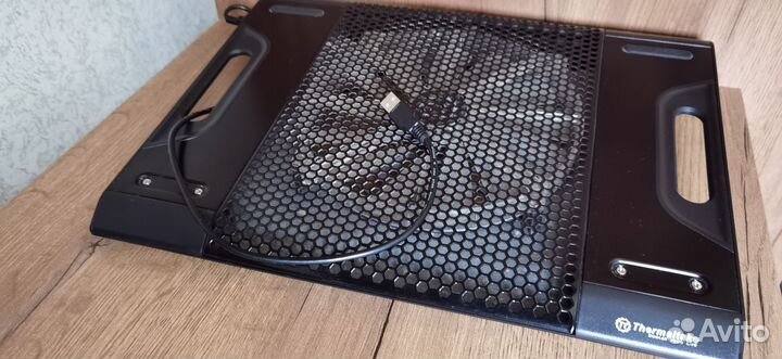 Подставка для ноутбука Thermaltake