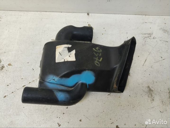 Патрубок воздушного фильтра Jeep Grand Cherokee