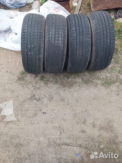 Kumho Ecsta HS51 205/60 R16 92H