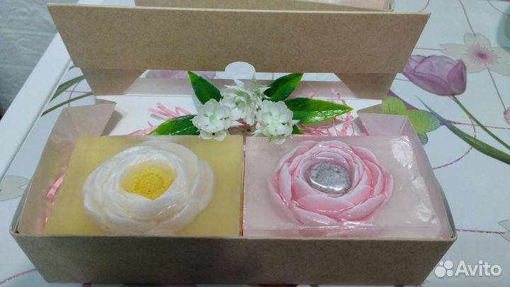 Набор из мыла ручной работы