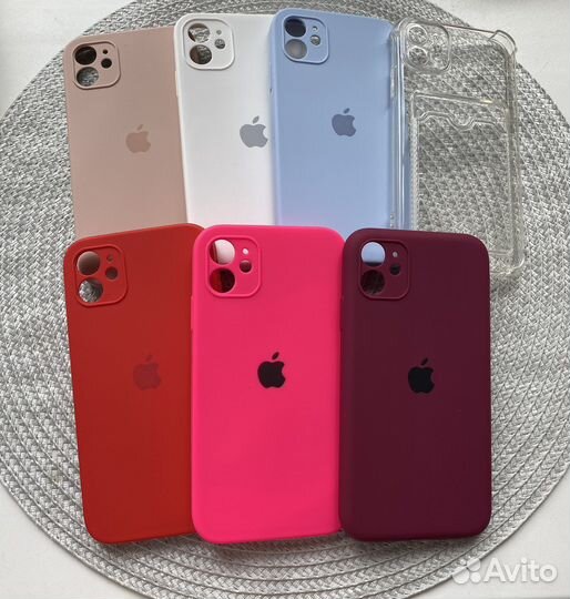 Чехлы на iPhone 11