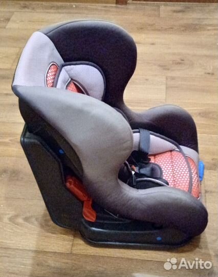 Детское автокресло Nania 0-18 кг