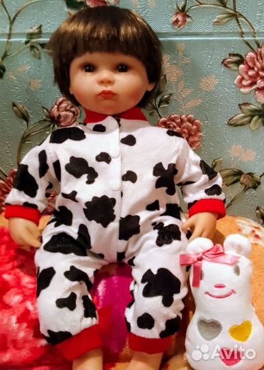 Кукла - Reborn с одеждой и соской