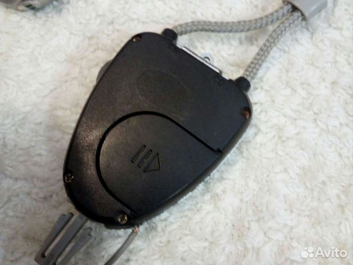 Наушники с пультом для плеера