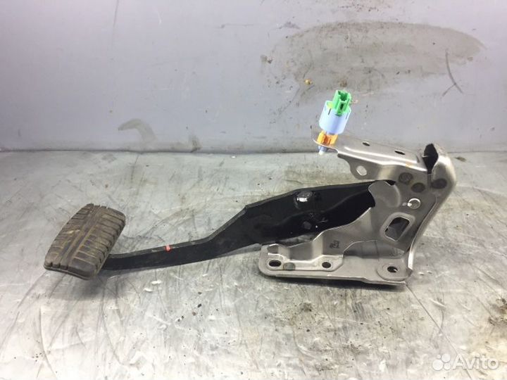 Педаль тормоза Mitsubishi Outlander 3 GF 2012-2019