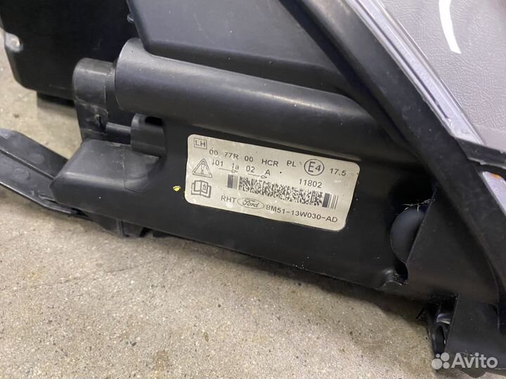 Передние фары Ford Focus 2 Рестайлинг