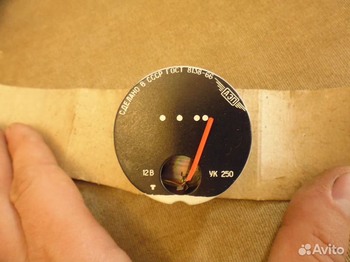 Указатель уровня топлива ретро Москвич новый