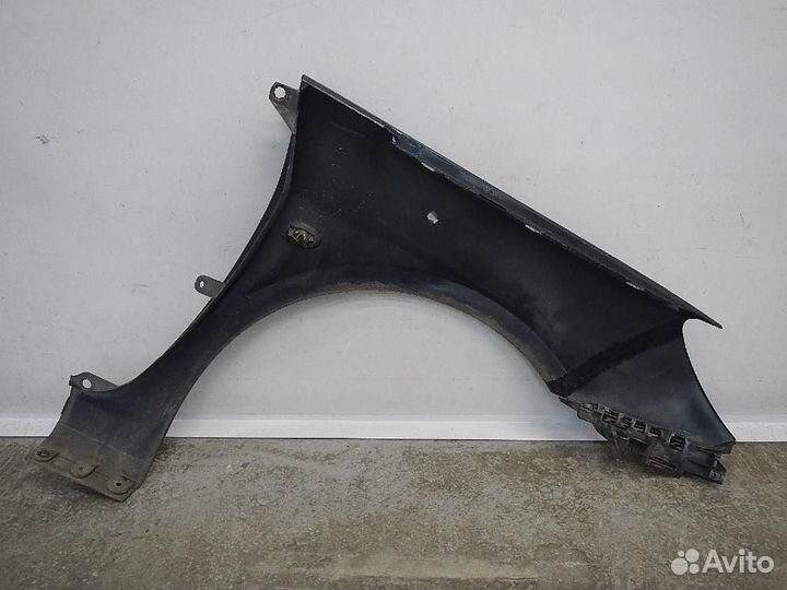 Крыло переднее левое Peugeot 307