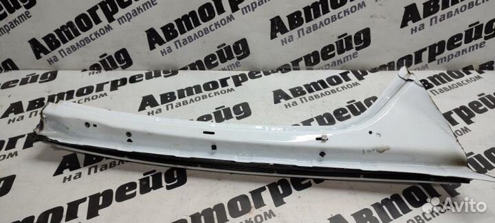 Стойка лобового стекла правая Audi Q7 4LB BAR