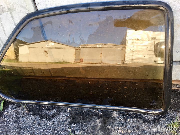 Стекла кузовные тонированные для м/а