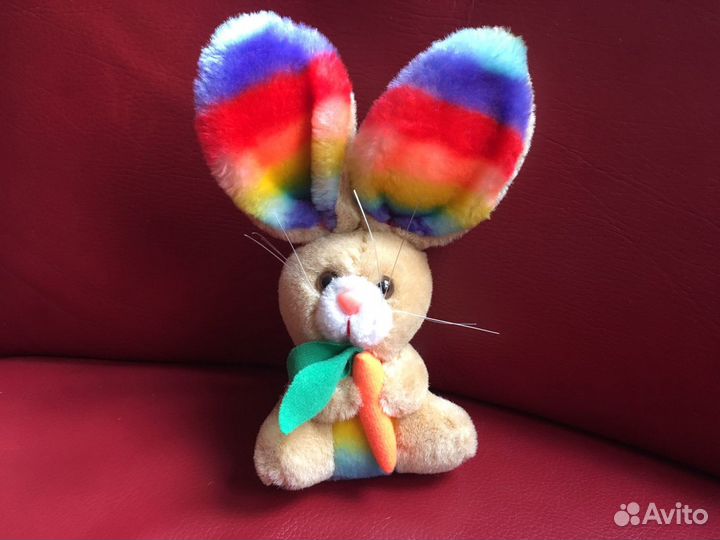Зайчик плюшевый