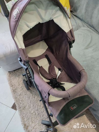 Прогулочная коляска