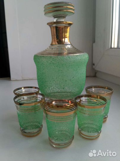 Графин/штоф и рюмки