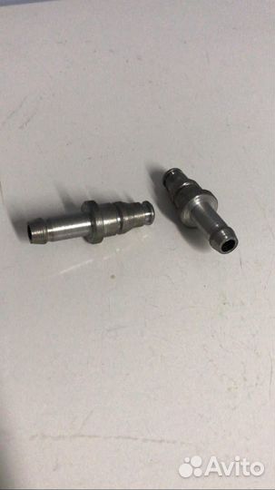 Штуцер системы охлаждения Mercedes мерседес