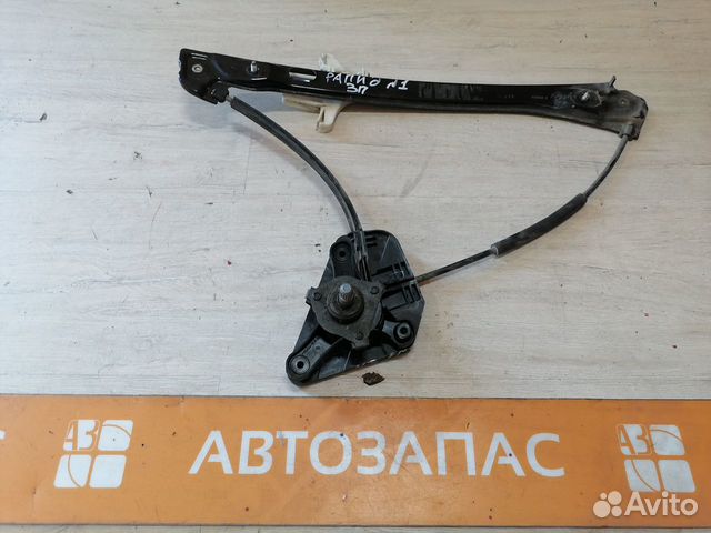 Стеклоподъемник задний Skoda Rapid Рапид