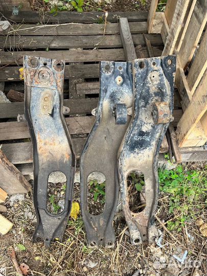 Балка подмоторная продольная kia spectra