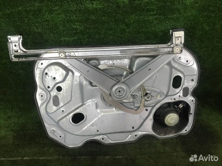 Стеклоподъемник передний правый Ford Focus 2 qqdb