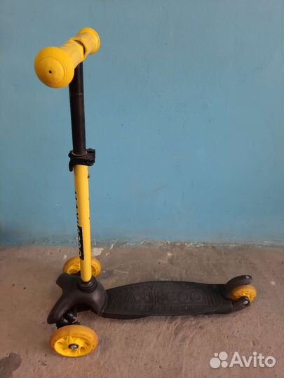 Самокат детский трехколесный