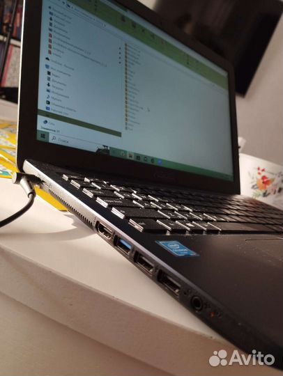 Ноутбук asus