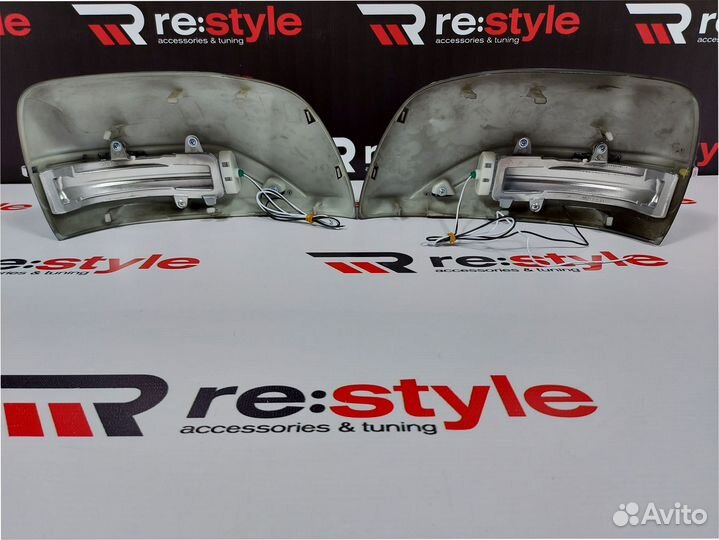 Накладки на зеркала Toyota Land Cruiser 200 K605