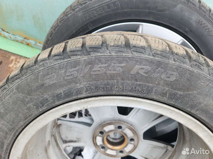 Pirelli Winter Sottozero 3 215/55 R18 95H