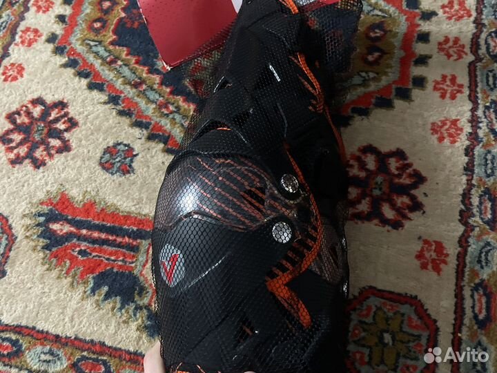 Наколеники для эндуро