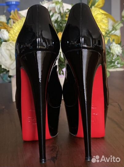 Туфли christian louboutin