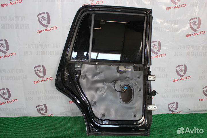Дверь задняя левая на Lincoln Navigator 2